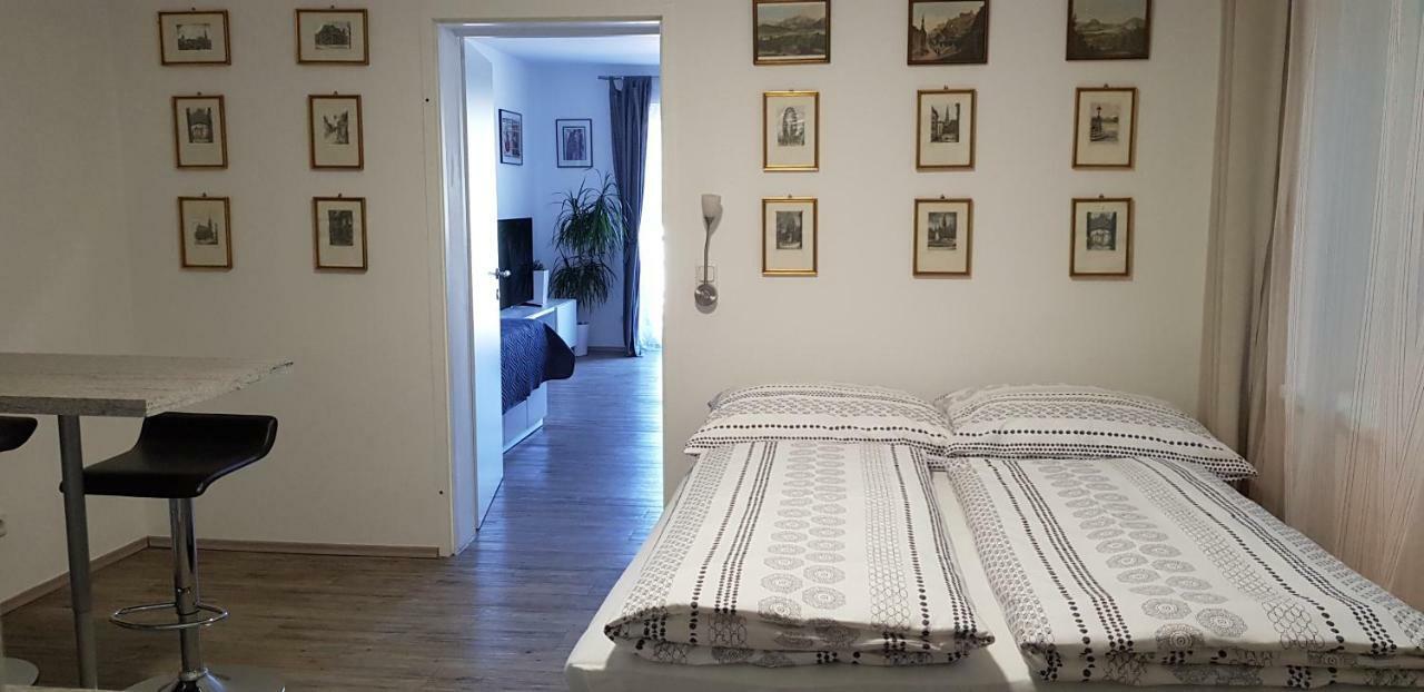 Ferienwohnung Pinsdorf Buitenkant foto